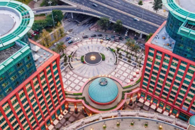 Oriente Business Tower - Exterior